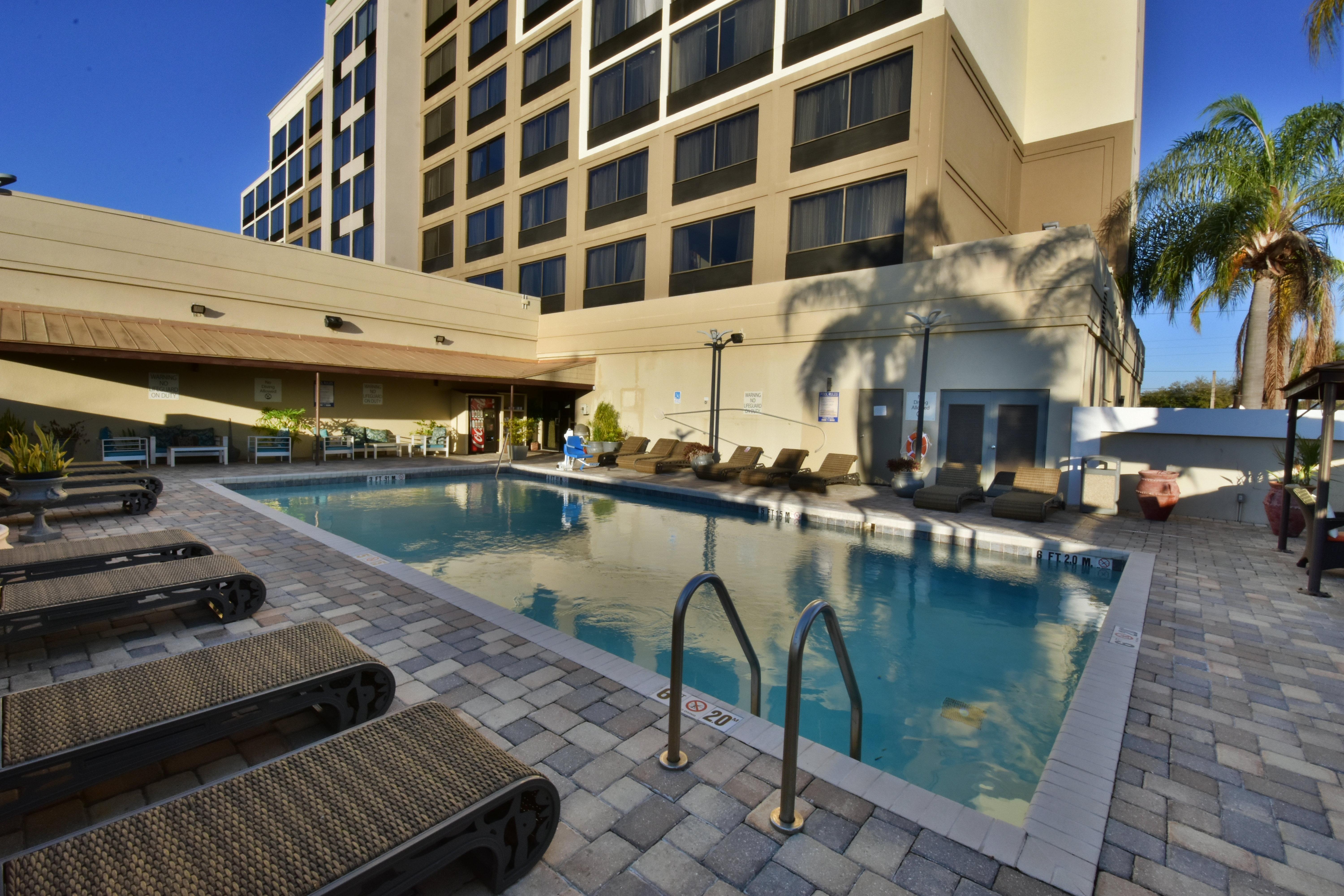 Holiday Inn Orlando East-Ucf Area, An Ihg Hotel Exterior foto